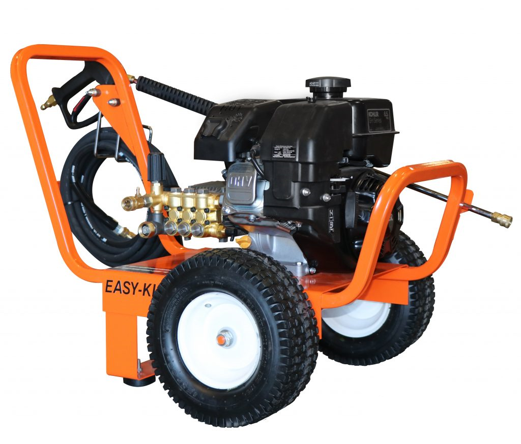 EasyKleen Commercial 2700 PSI @ 3.0 GPM Direct Drive 6.5HP Honda Engine Triplex Plunger Cold Gas Pressure Washer